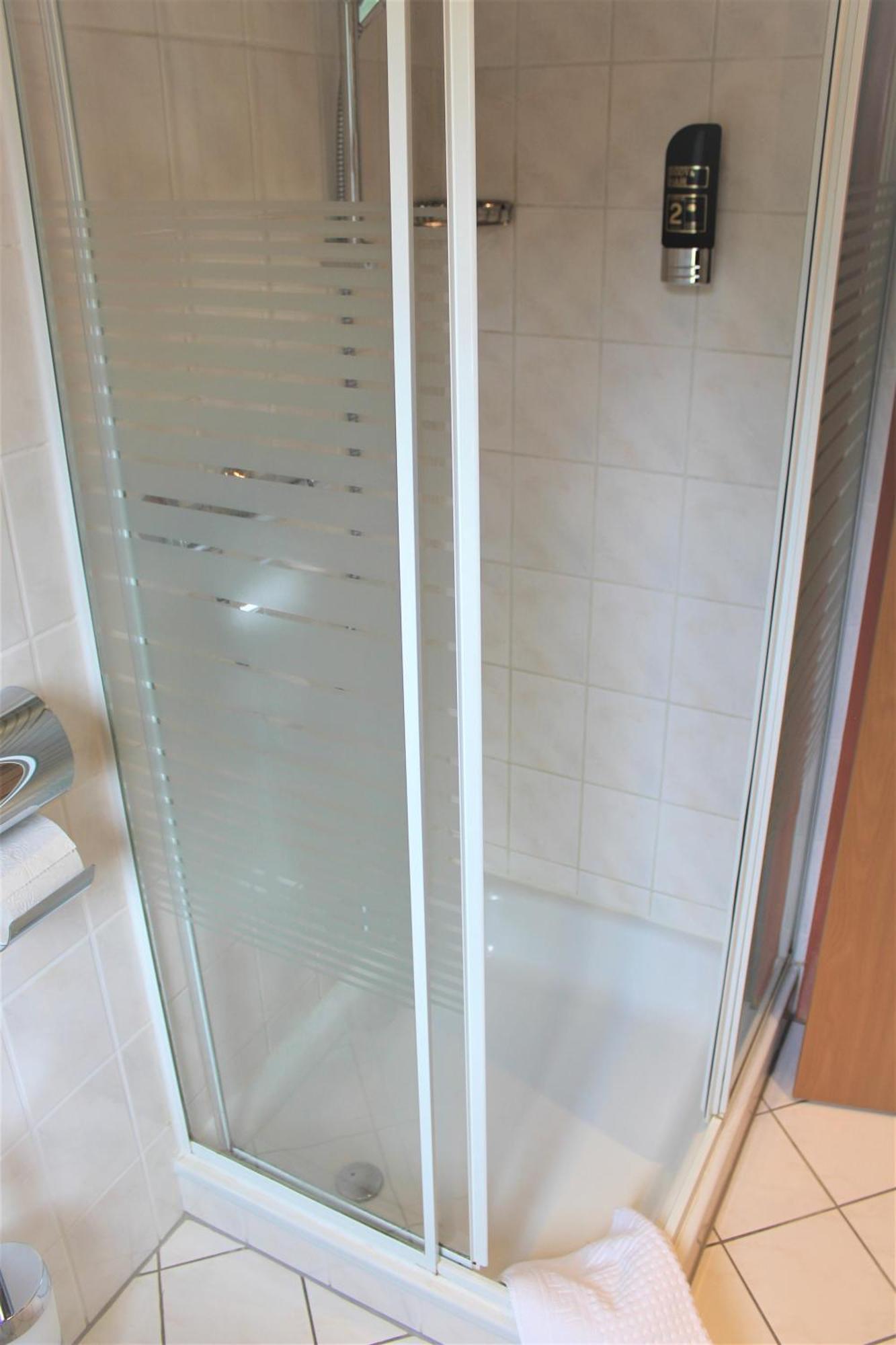 Hotel Hoyers In Pinneberg Prisdorf Dış mekan fotoğraf